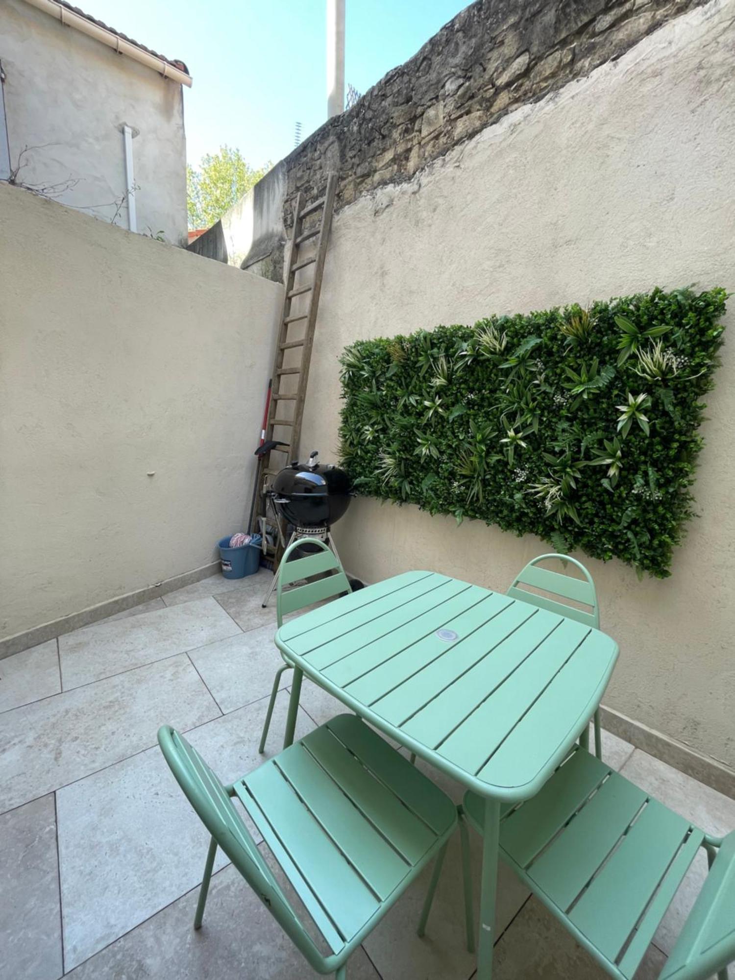Charmante Maison De Ville Avec Cour Exterieure Arles Eksteriør bilde